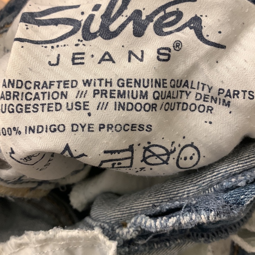 Silver Jeans 👖 - Picture 9 of 9